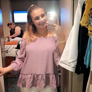 Meet your Posher, Adriana